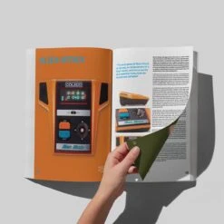 From Coin-Ops To Table-Tops: The Essential Electronic Games Book -Just Geek Shop Alien Attack