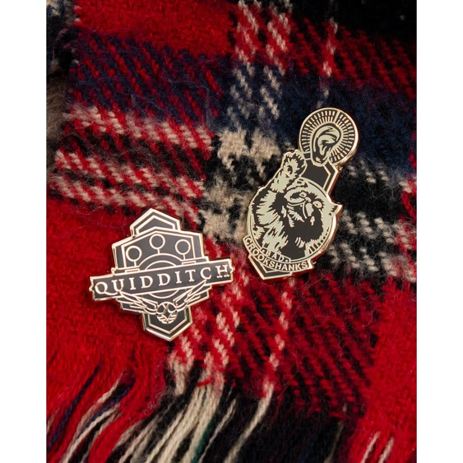 Pin Kings Harry Potter Enamel Pin Badge Set 1.2 - Quidditch & Crookshanks 2 Pin Kings Harry Potter Enamel Pin Badge Set 1.2 - Quidditch & Crookshanks - Image 2