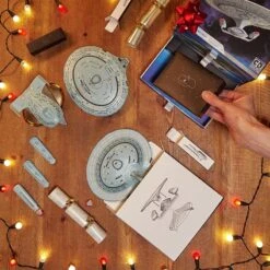 Star Trek USS Enterprise (NCC-1701-D) Countdown Character -Just Geek Shop starshipenterprise startrek countdowncharacter pl 2