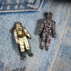 Pin Kings Star Wars Enamel Pin Badge Set 1.22 – C-3PO And Luke Skywalker (Hoth Battle Gear) 10 Pin Kings Star Wars Enamel Pin Badge Set 1.22 – C-3PO And Luke Skywalker (Hoth Battle Gear) -Just Geek Shop sw kenner pin kings 1.22 5
