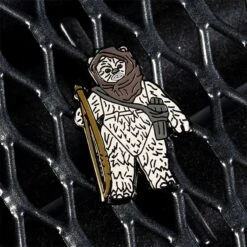 Pin Kings Star Wars Enamel Pin Badge Set 1.47 – Warok And Lando Calrissian (General Pilot) 8 Pin Kings Star Wars Enamel Pin Badge Set 1.47 – Warok And Lando Calrissian (General Pilot) -Just Geek Shop sw kenner pin kings 1.47 3