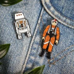 Pin Kings Star Wars Enamel Pin Badge Set 1.9 – Luke Skywalker: X Wing Pilot And R5 D4 -Just Geek Shop sw kenner pin kings 1.9 5